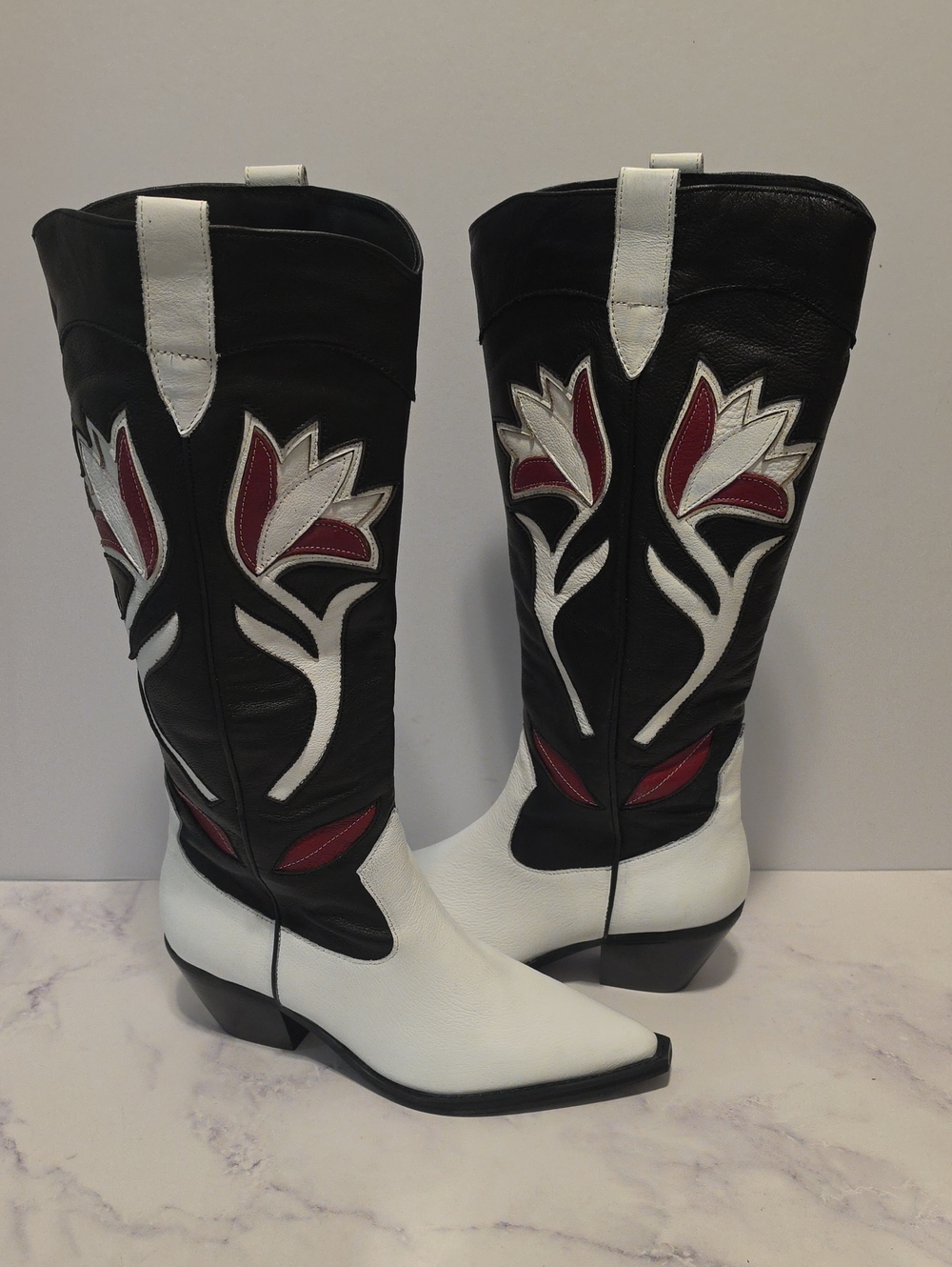 Matisse Cool Hand Western Black/Red and White Floral Women's Boots Brand New
